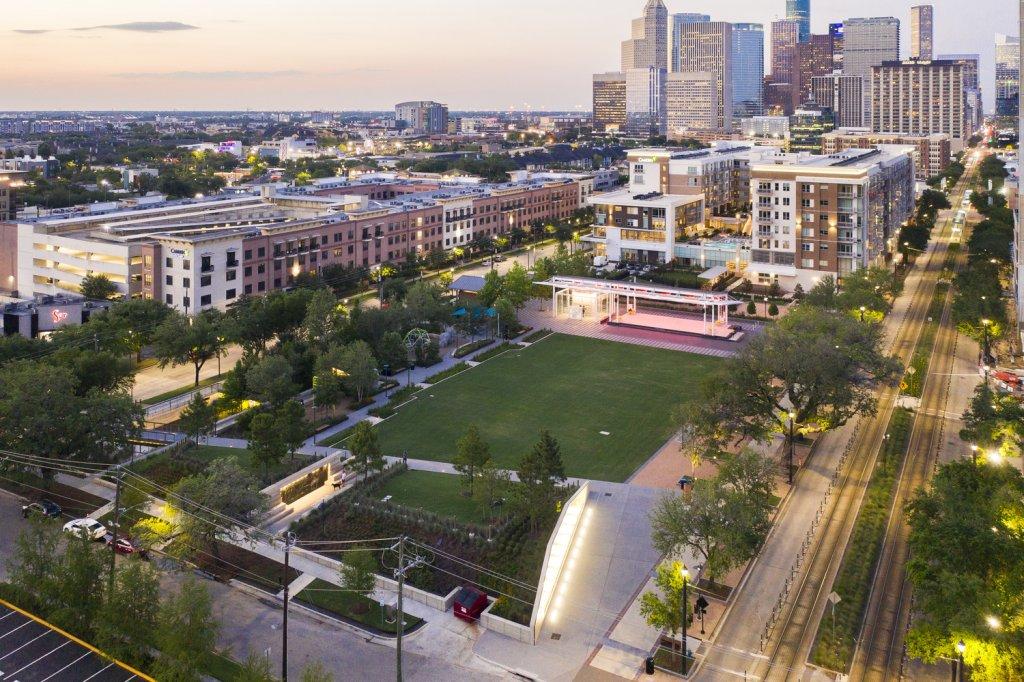 Midtown Houston custom home exterior — Houston TX