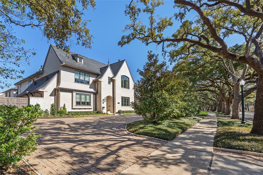 Southampton Place luxury home exterior — Houston TX