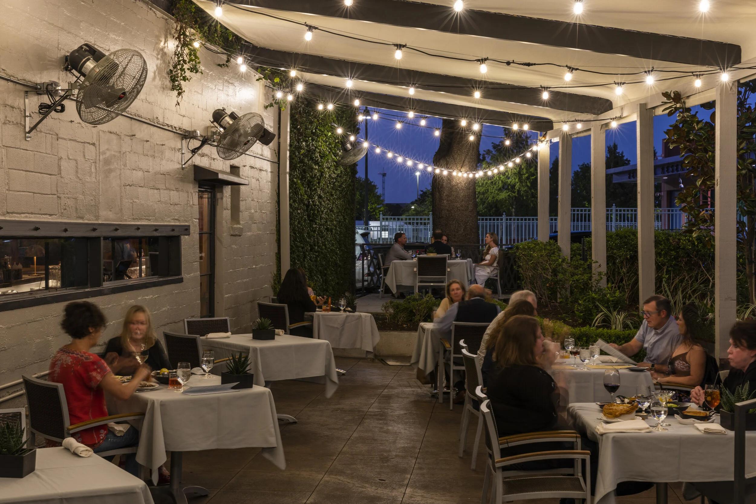 Southampton Place residential architecture — Houston TX