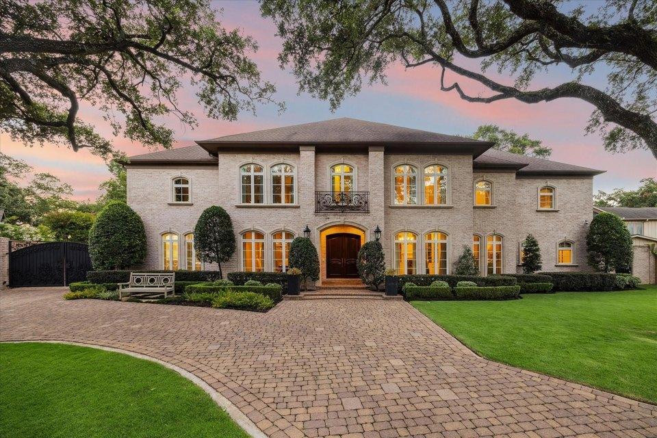 Tanglewood Houston neighborhood — Milica Homes luxury real estate